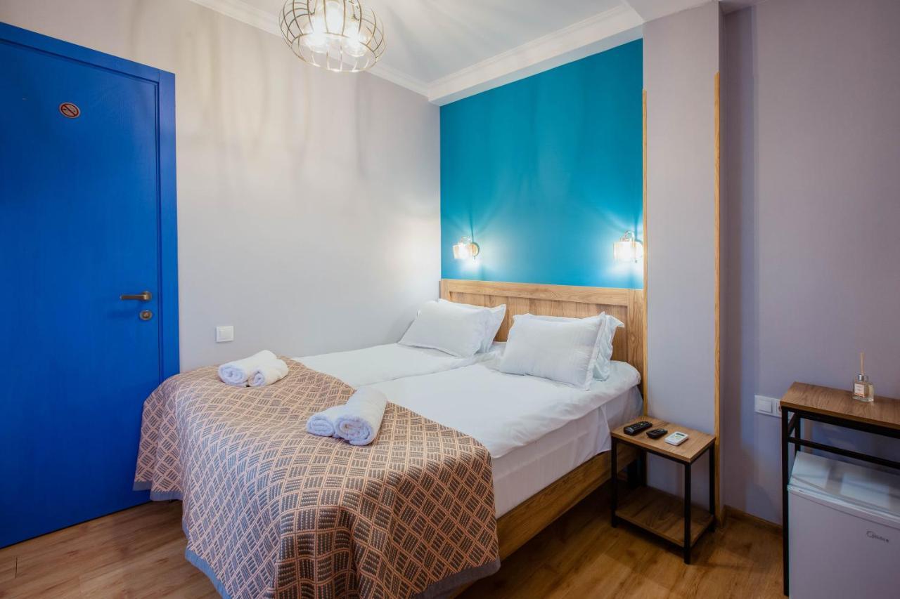 Central Gate Hotel In Heart Of Tbilisi Exterior foto