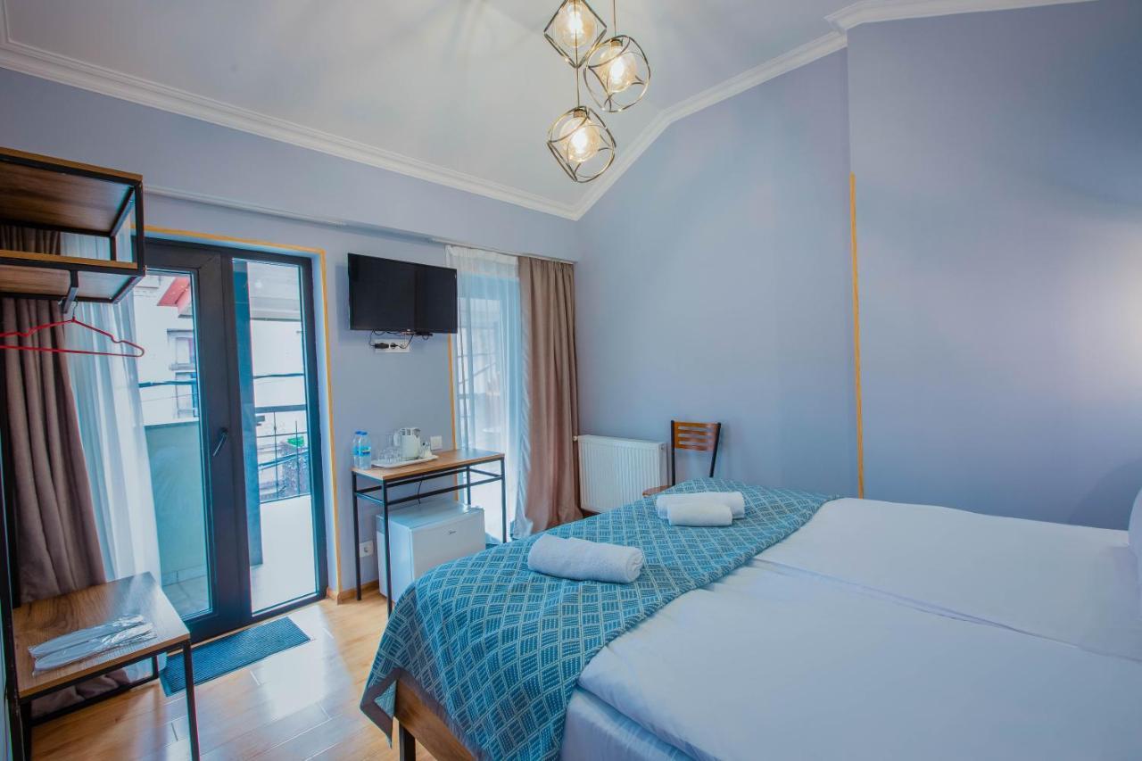 Central Gate Hotel In Heart Of Tbilisi Exterior foto